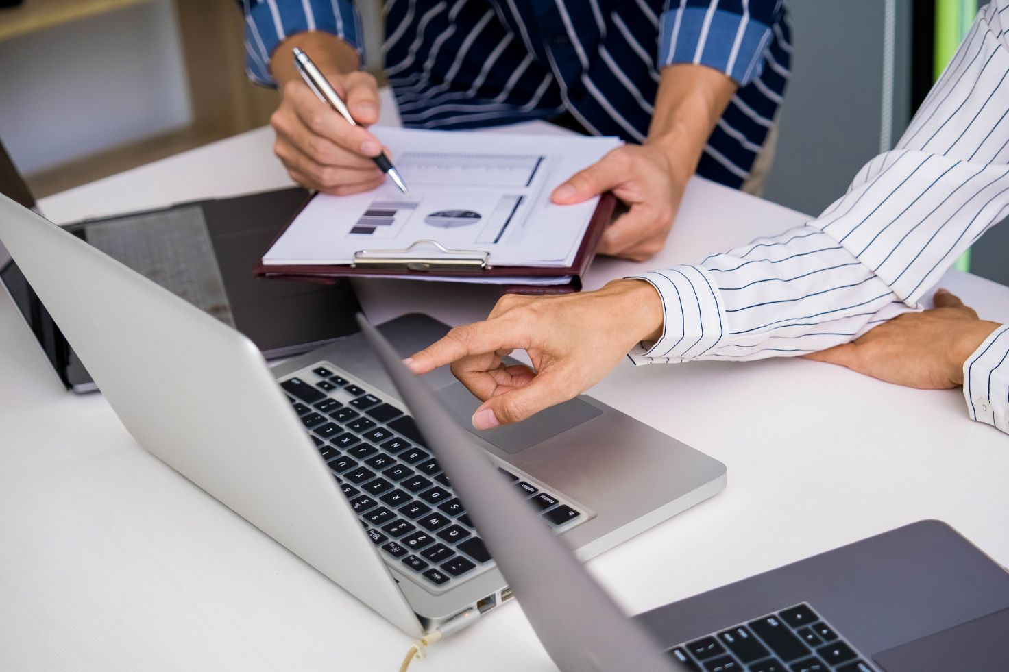 Elegir el enfoque metodológico adecuado: cualitativo, cuantitativo o mixto